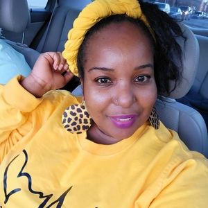 Meet your Posher, Jennifer